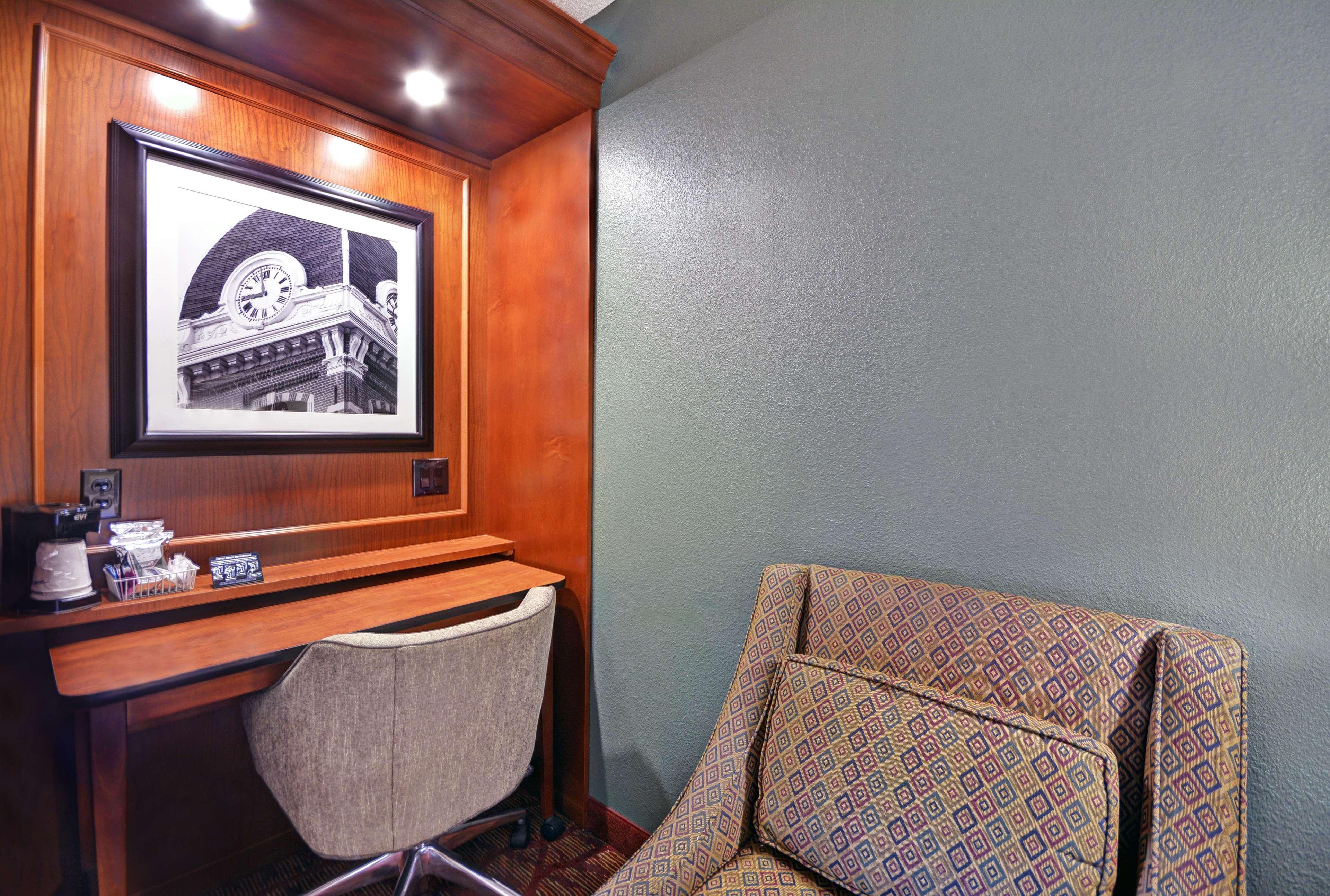 Hampton Inn Athens Buitenkant foto