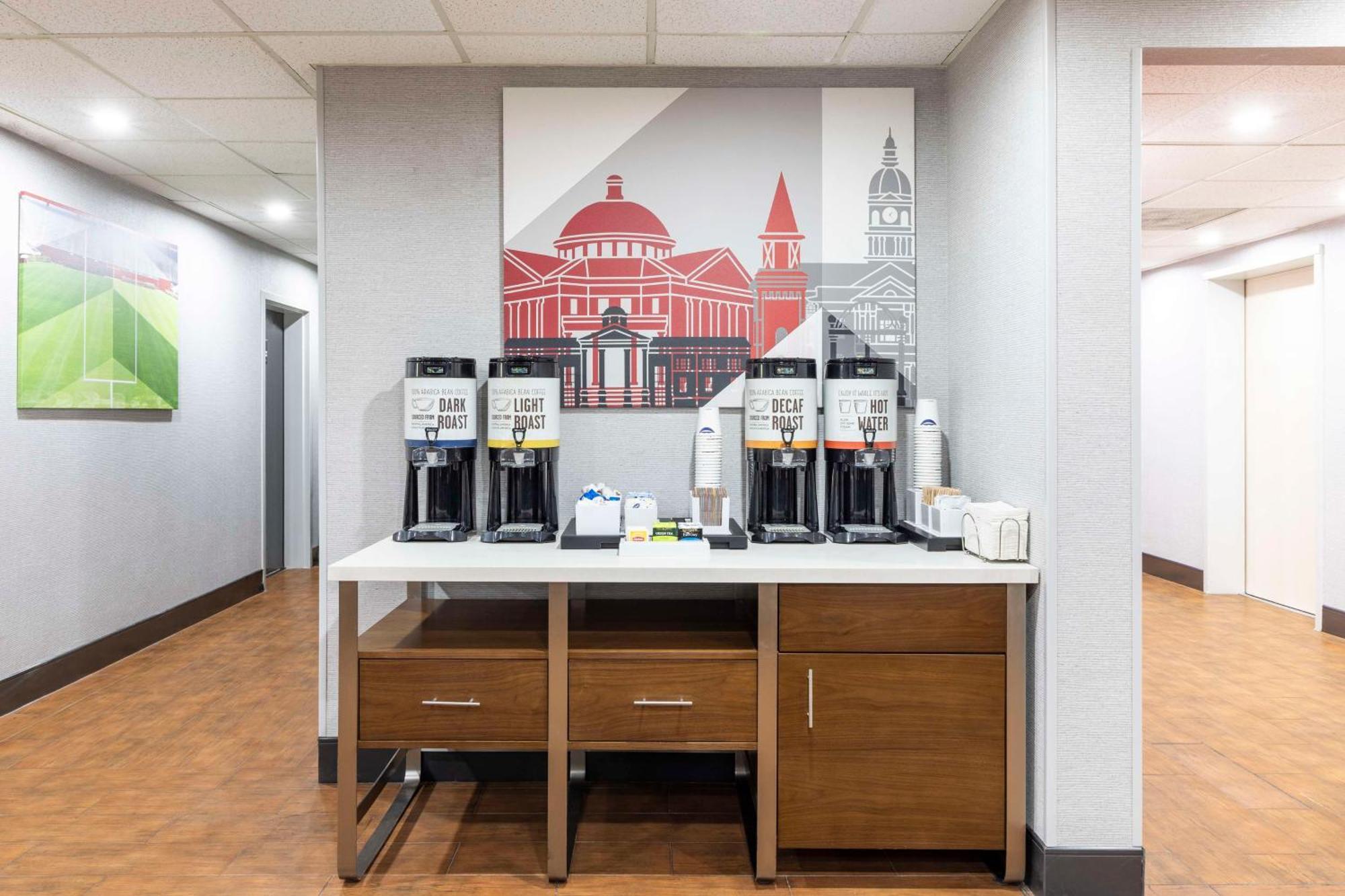 Hampton Inn Athens Buitenkant foto