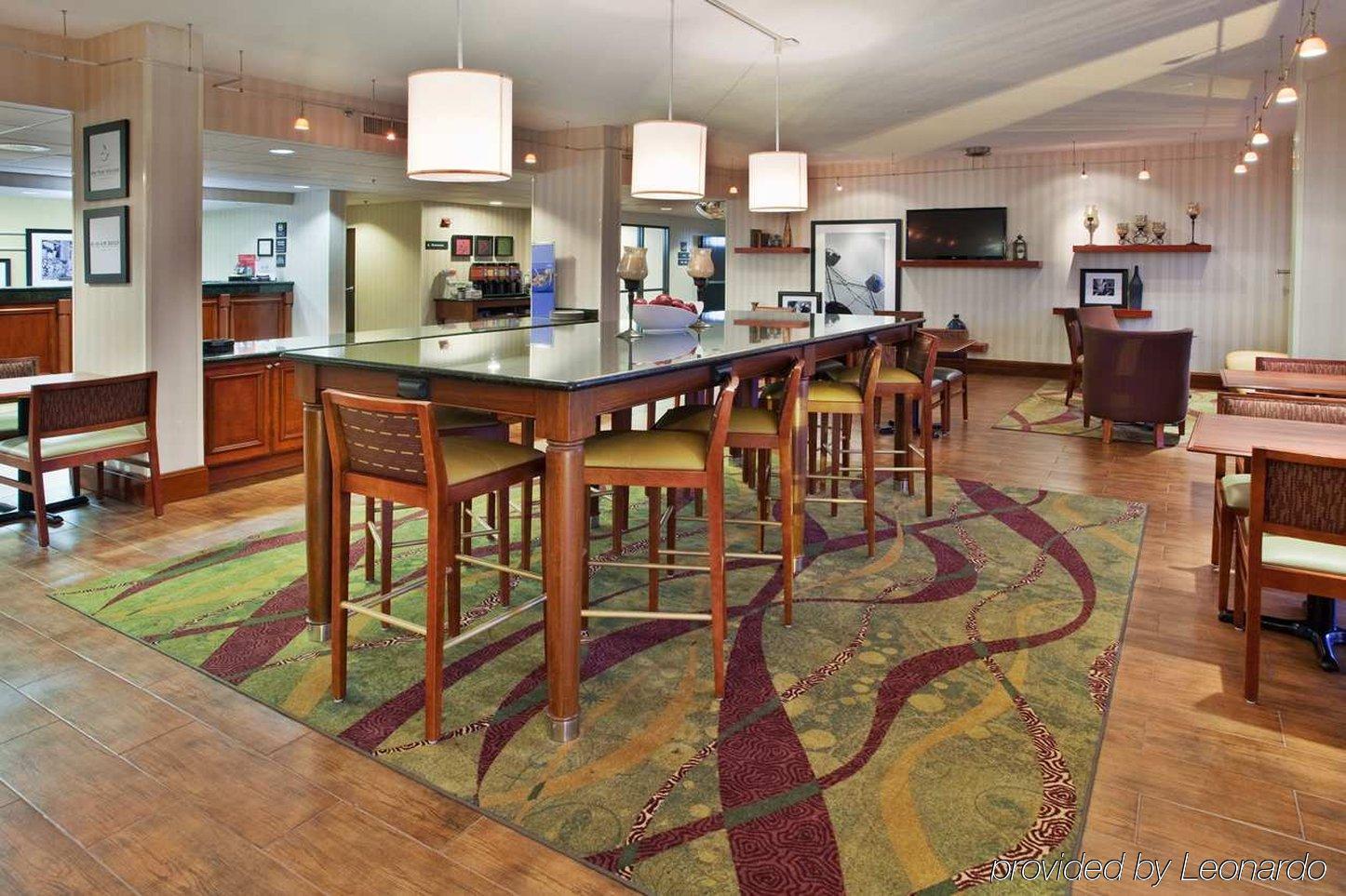 Hampton Inn Athens Buitenkant foto